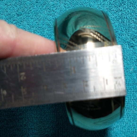 Gold Brass Etched Bangle Bracelet wide large mirror finish vintage - Picture 3 of 8